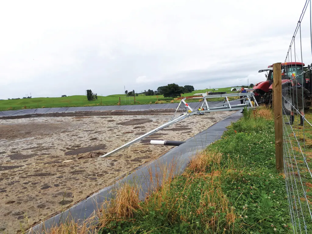 Top 3 Slurry Stirrers for Above Ground Tanks 4 Nevada PTO stirrer extension in action