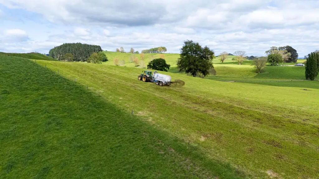 What is the Fastest Irrigation Method to Get My Paddock Back Into Rotation? 2 Nevada Tandem Slurry Tanker RainWave Spread Pattern