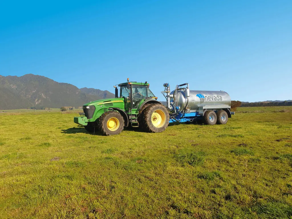 Slurry Tanker: Gavin’s Workers Love the New 14,700L 1 Nevada 14,700L Tandem Slurry Tanker - Gavin Iles