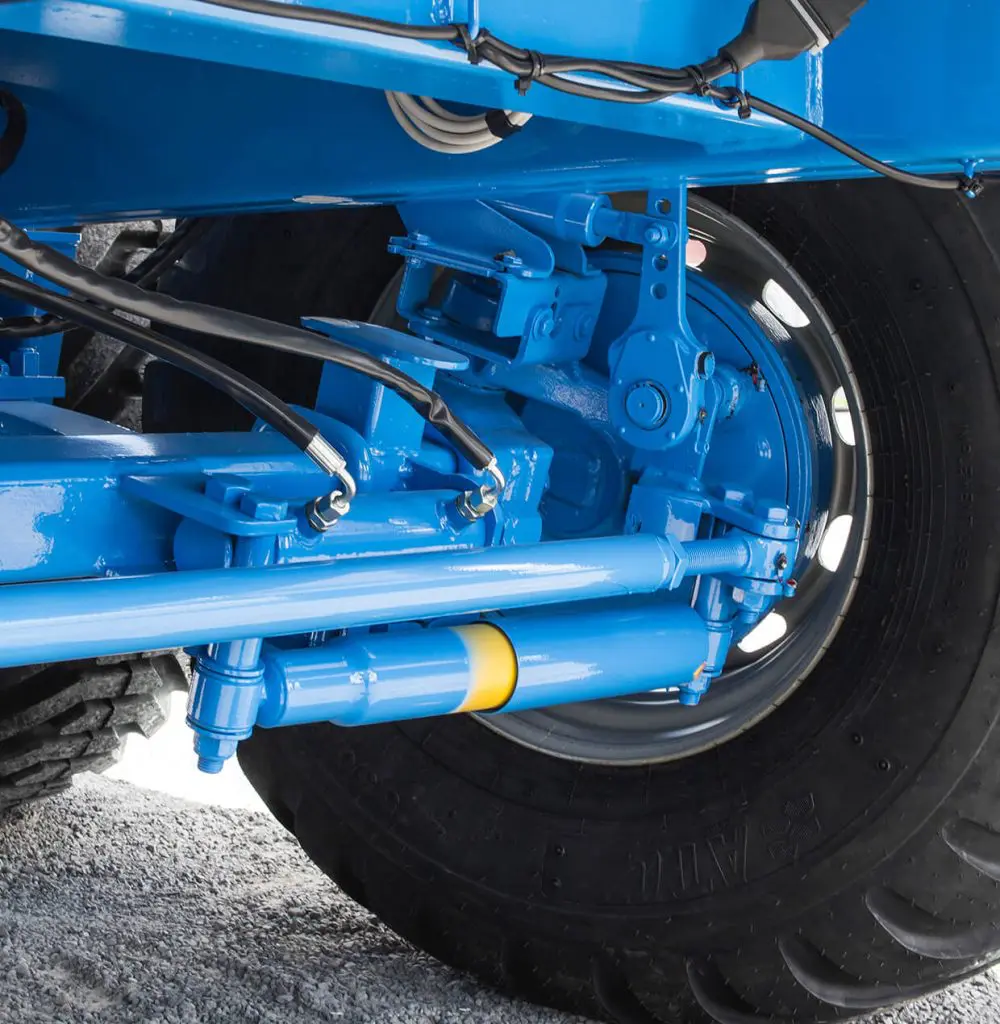 Choosing the Perfect Suspension for your Slurry Tanker 2 Nevada Slurry Tanker with hydraulically driven steering