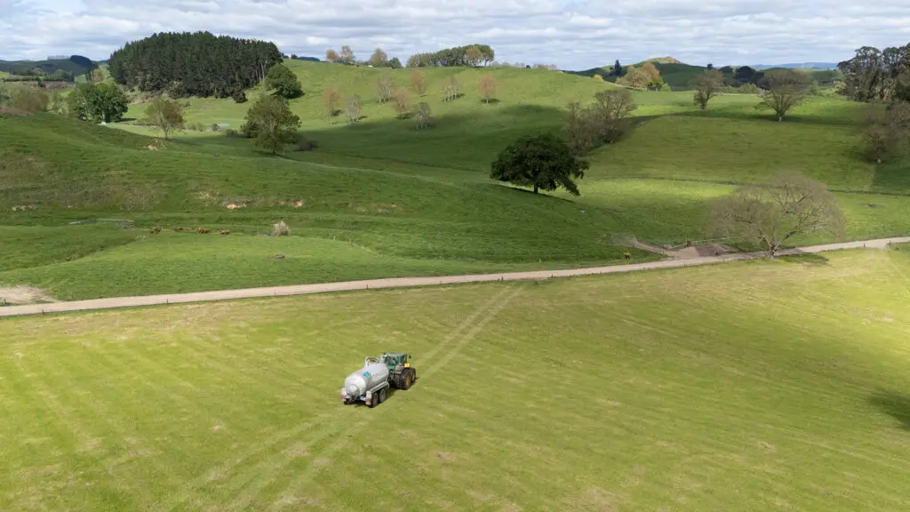 Why is a Slurry Tanker Your Best Option? 3 Nevada 12800L Tandem Slurry Tanker