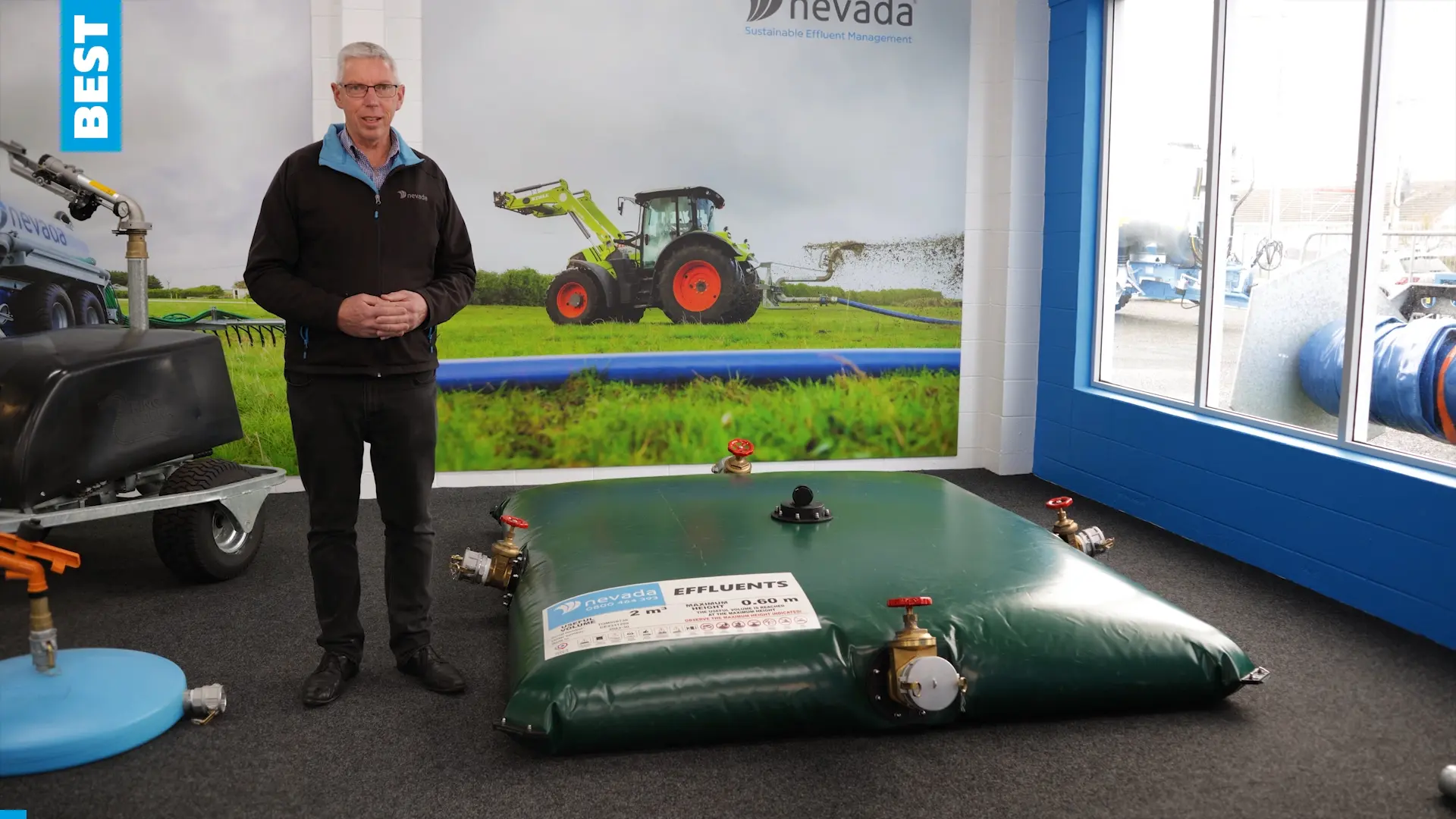 Mike presenting the BEST product tips for the Nevada Bladder Tank