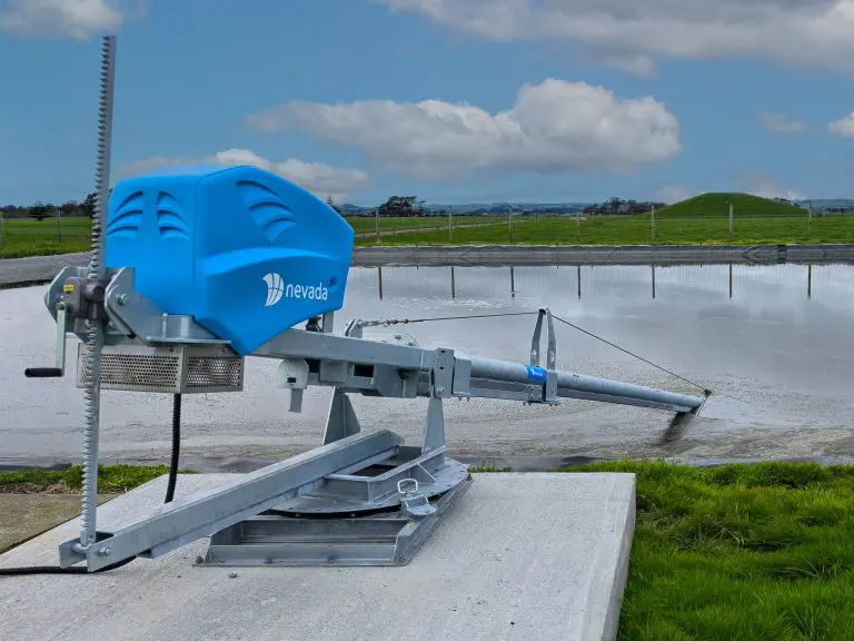Nevada-Electric-9m-Stirrer-Taranaki-Stirring-Pond