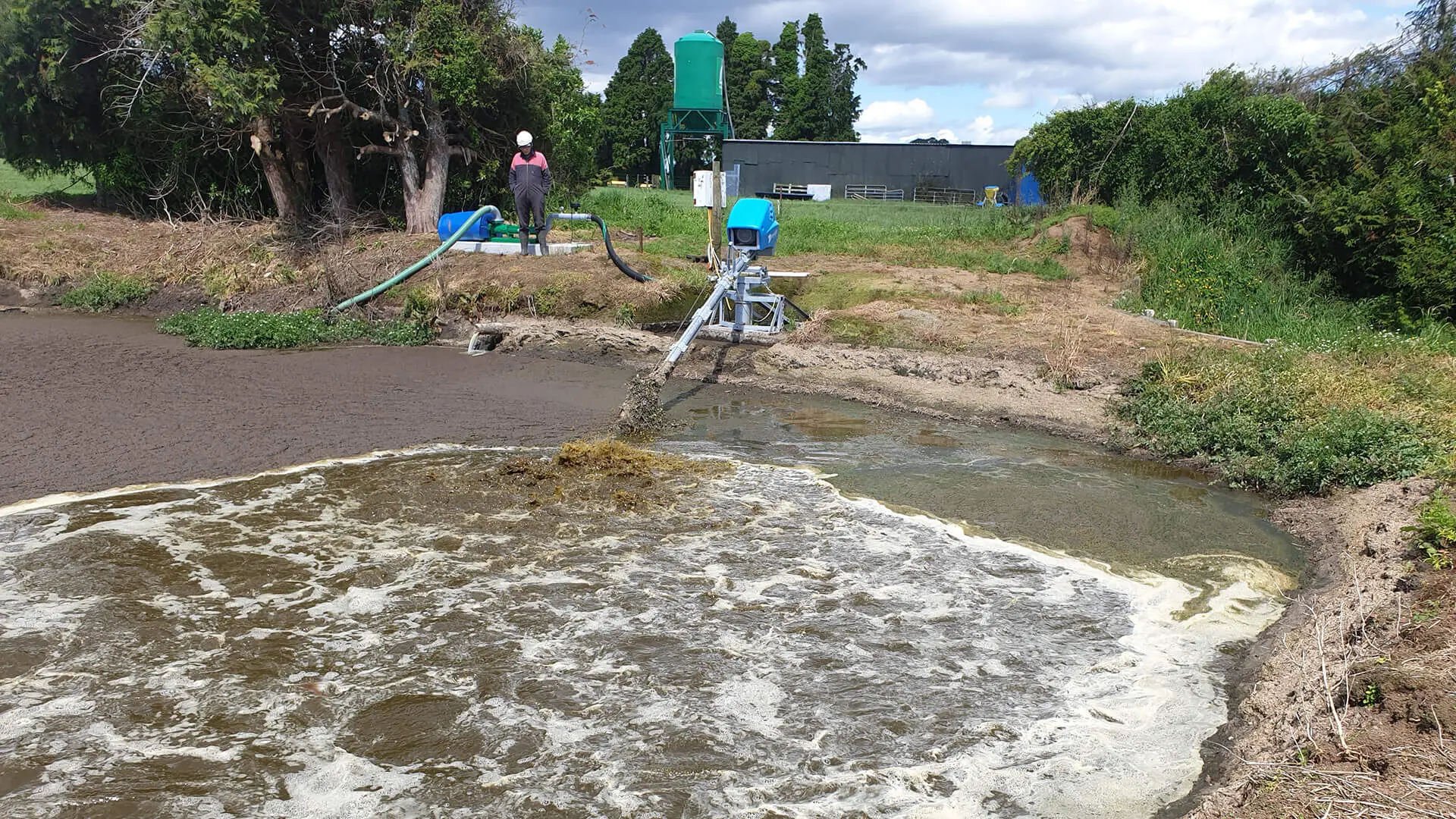 Slurry Stirrers: Benefits of Electric Pond Stirrers 1 John's pond now healthy with the added Nevada Electric Stirrer