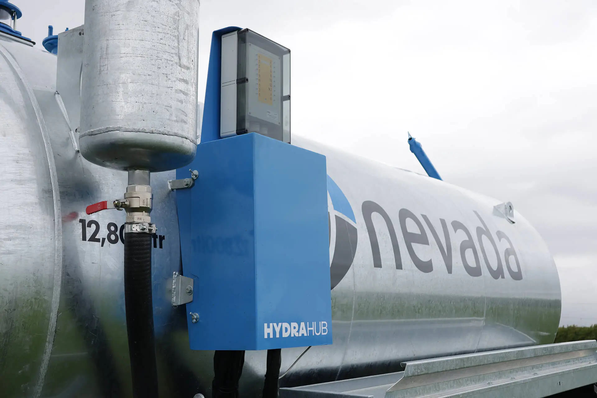 Nevada HydraHub on a 12,800L Tandem Slurry Tanker with RainGun
