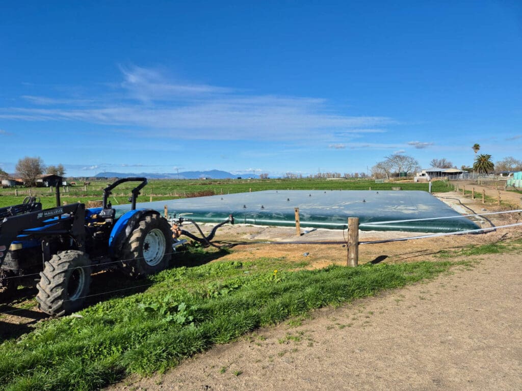 Stirring a Nevada Bladder Tank with a PTO effluent pump